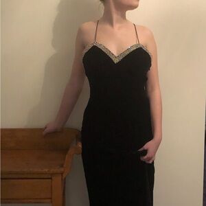Elegant Black velvet Evening Dress